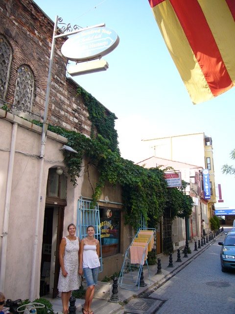 2433_Entering_Cayagoglu_Hamam